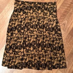 New Lu La Roe pleated skirt with pockets